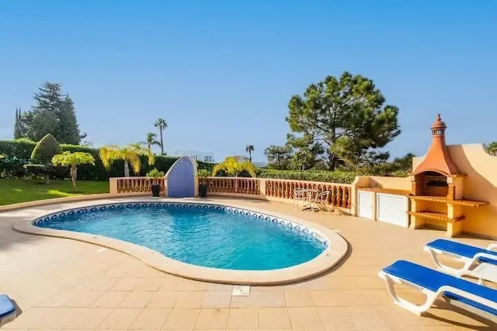 Holiday home Casa Bella Vista - Fantastic Spacious Villa With Beautiful Views Views Of The Algarvian Mountains, Monchique Estombar