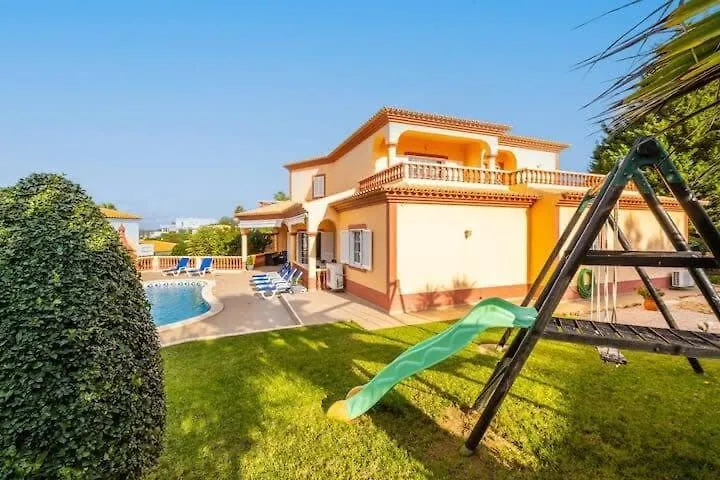 Casa Bella Vista - Fantastic Spacious Villa With Beautiful Views Views Of The Algarvian Mountains, Monchique Estombar Portugal