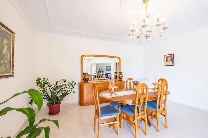Casa Bella Vista - Fantastic Spacious Villa With Beautiful Views Views Of The Algarvian Mountains, Monchique Estombar Holiday home