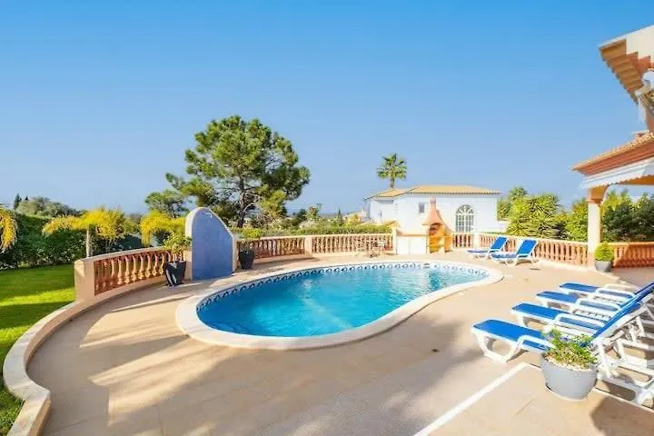 Casa Bella Vista - Fantastic Spacious Villa With Beautiful Views Views Of The Algarvian Mountains, Monchique Estombar