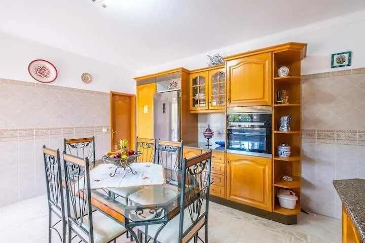 Casa Bella Vista - Fantastic Spacious Villa With Beautiful Views Views Of The Algarvian Mountains, Monchique Estombar